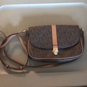 Michael kors Small crossbody